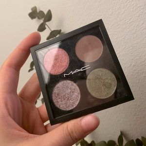 M.A.C - 4 color creative eyeshadow！